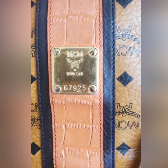 ❣️MCM Cognac Tote Bag❣️ - Picture 12 of 16